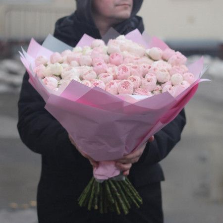 51 пионовидная кустовая роза Мэнсфилд парк. Букет 220 Kimbirly Flowers