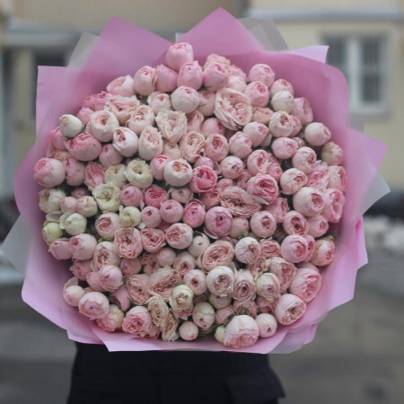 51 пионовидная кустовая роза Мэнсфилд парк. Букет 220 Kimbirly Flowers