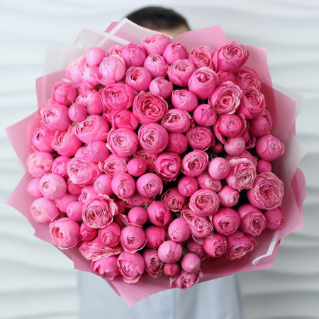 35 пионовидных кустовых роз Сильва Пинк. Букет 315 Kimbirly Flowers
